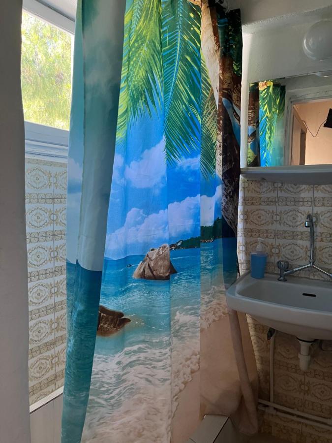 Santa Marina Rooms Agia Marina  Eksteriør billede