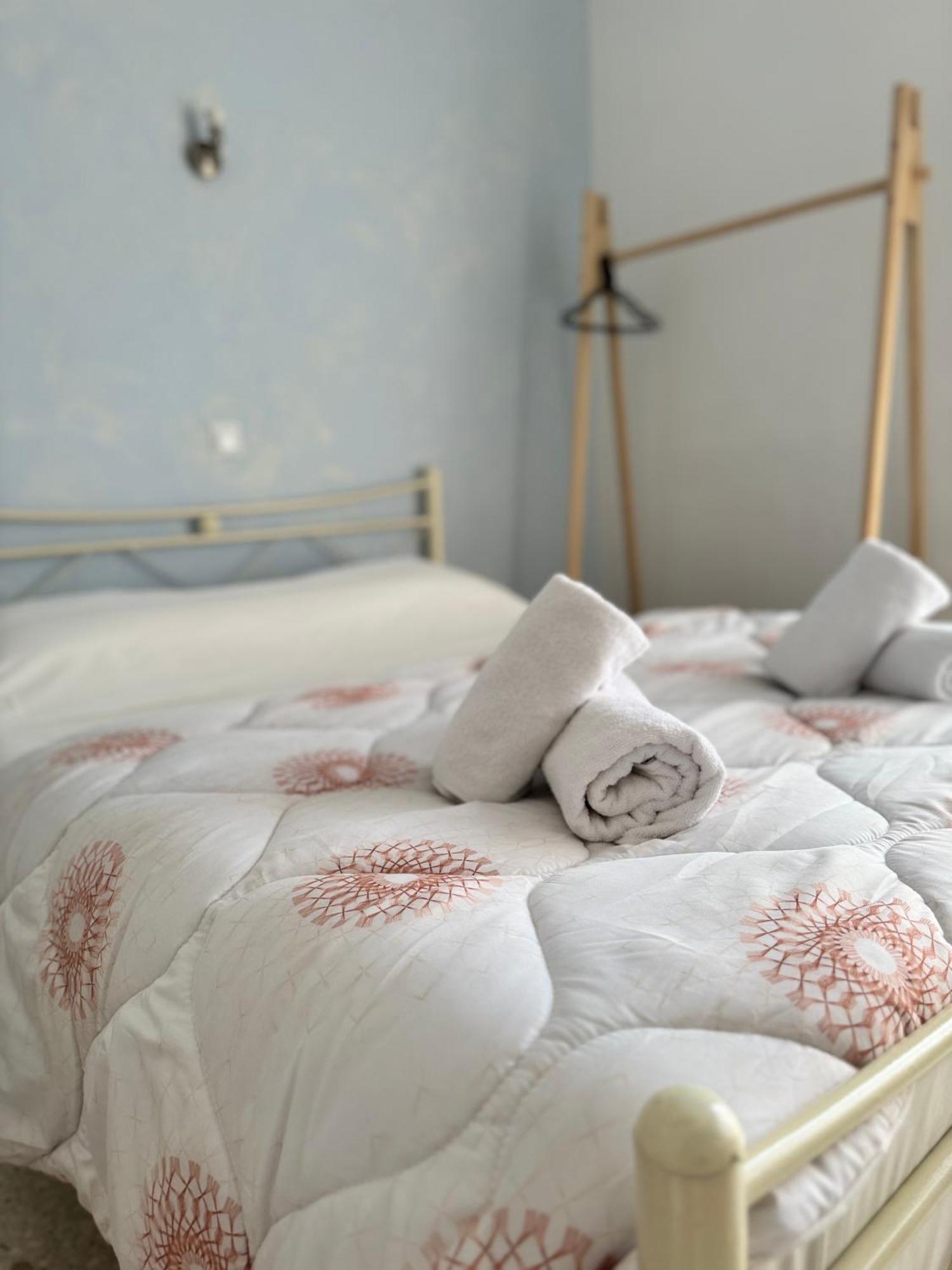 Santa Marina Rooms Agia Marina  Eksteriør billede