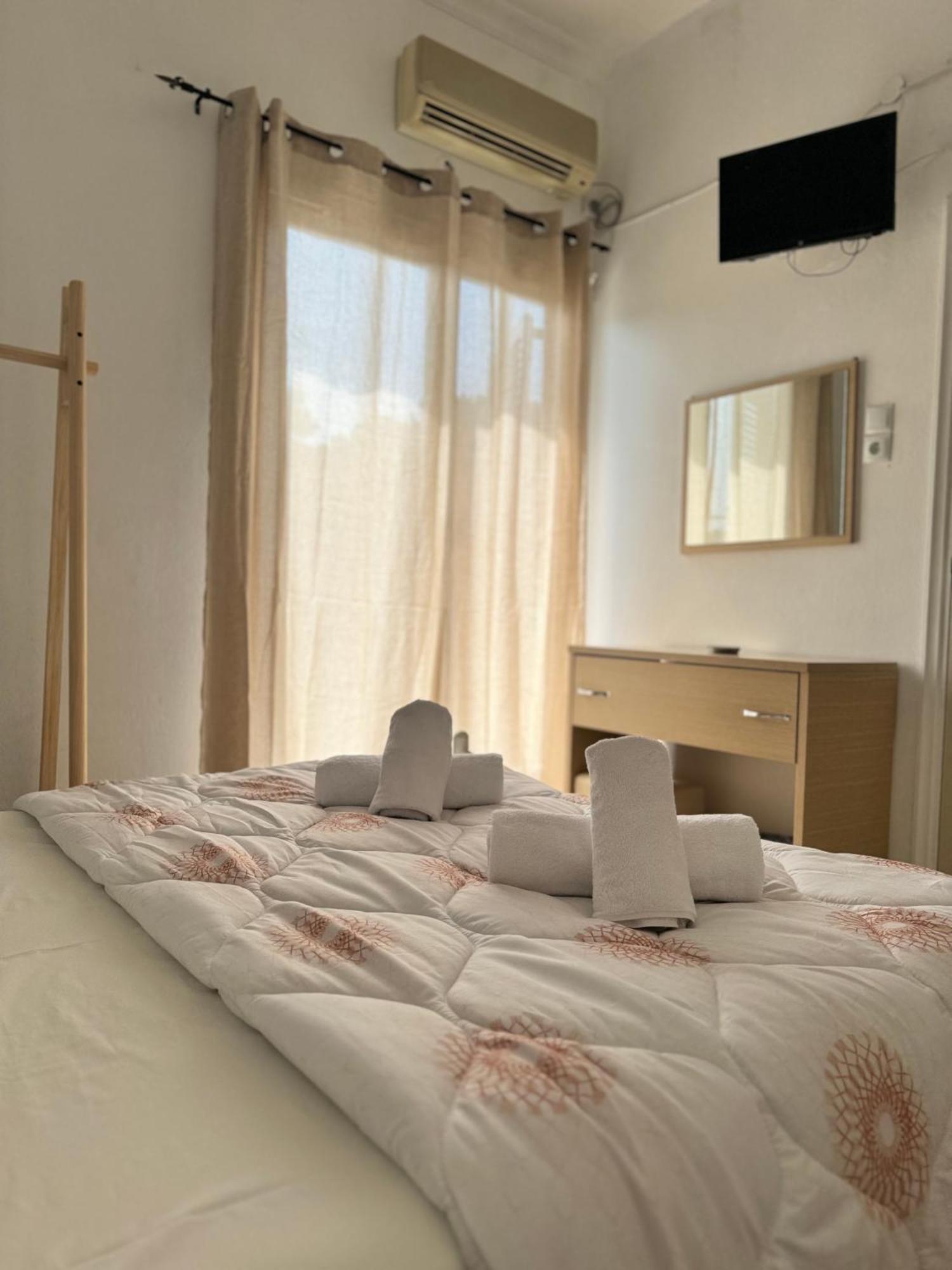 Santa Marina Rooms Agia Marina  Eksteriør billede